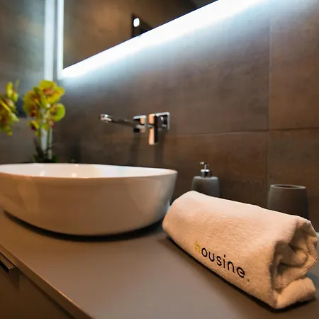 5 By Housine Apartamento Zator