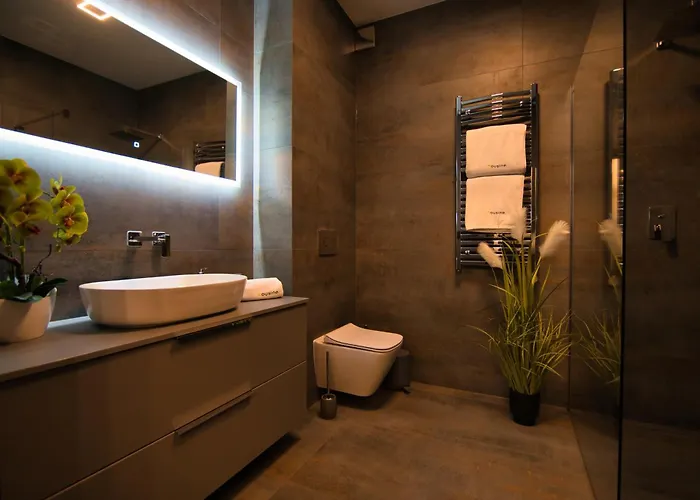 5 By Housine Apartmán Zator